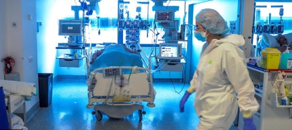 18 3 е била смъртността сред хоспитализираните пациенти с COVID 19 в